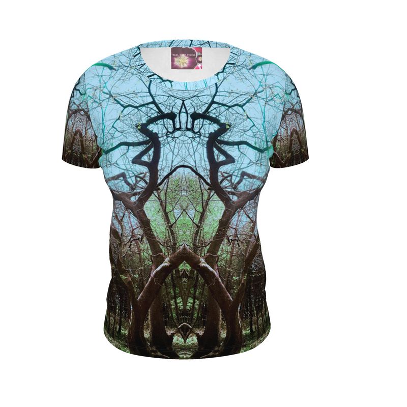 T-shirt blu di design aderente da donna Tree Majesty, con stampa della natura progettata dall'artista